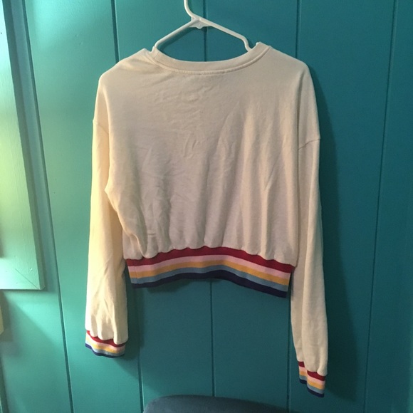Women’s Forever 21 cropped sweatshirt - Picture 3 of 3